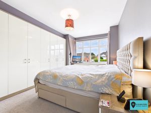 Bedroom- click for photo gallery